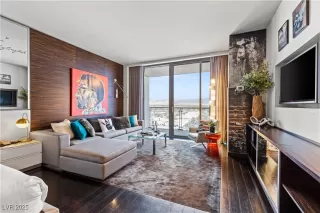 Photo #4: 2667325 Listing 