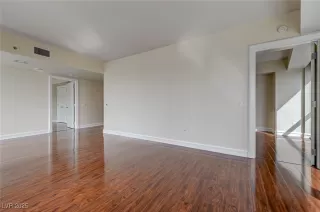 Photo #4: 2667338 Listing 