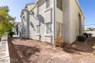 Photo #5: 2667347 Listing 