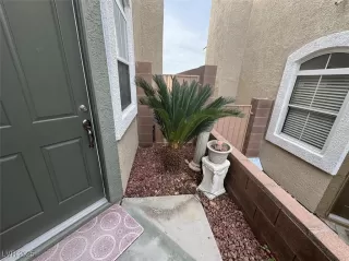 Photo #1: 2667376 Listing 