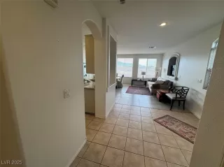 Photo #3: 2667376 Listing 