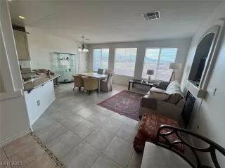 Photo #6: 2667376 Listing 