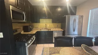 Photo #5: 2667412 Listing