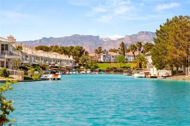 MLS: 2667418 Condo For Sale