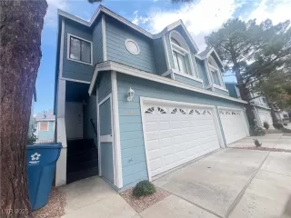 Photo #1: 2667455 Listing 