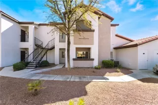 Photo #1: 2667481 Listing 