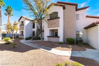 Photo #2: 2667481 Listing 