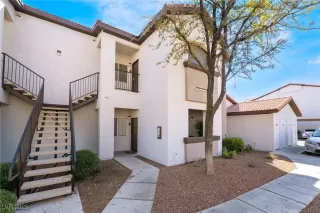 Photo #3: 2667481 Listing 