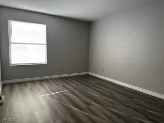 Photo #2: 2667548 Listing 