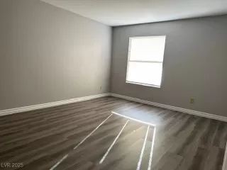 Photo #3: 2667548 Listing 