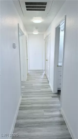 Photo #3: 2667553 Listing