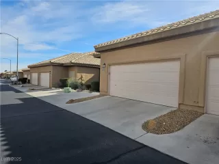 Photo #2: 2667572 Listing 