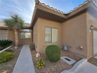 Photo #4: 2667572 Listing 