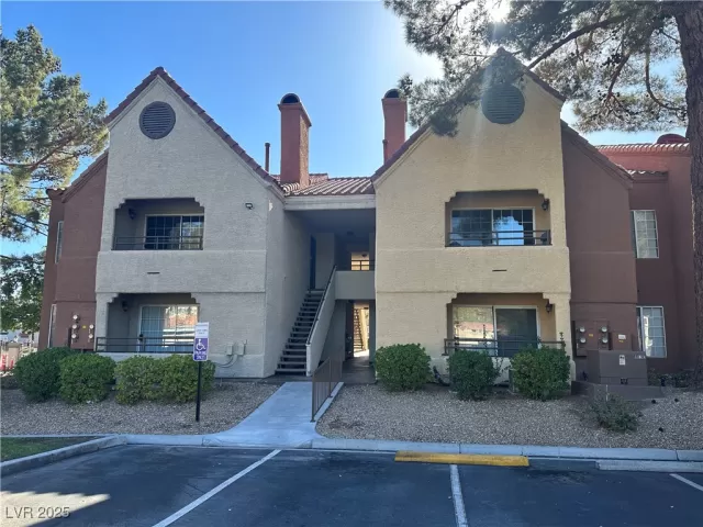 MLS: 2667645 Condo For Sale