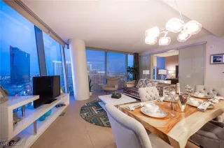 Photo #2: 2667653 Listing 
