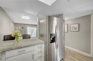 Photo #2: 2667663 Listing 