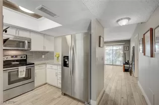 Photo #3: 2667663 Listing 