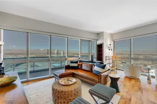 Photo #2: 2667671 Listing 