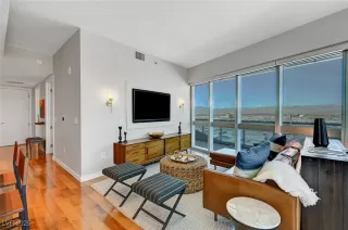 Photo #3: 2667671 Listing 