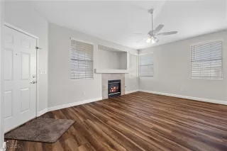 Photo #4: 2667677 Listing