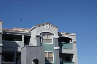 Photo #1: 2667695 Listing 