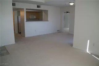 Photo #5: 2667695 Listing 