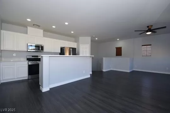 MLS: 2667696 Condo For Sale
