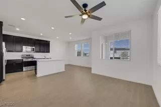 Photo #3: 2667702 Listing 