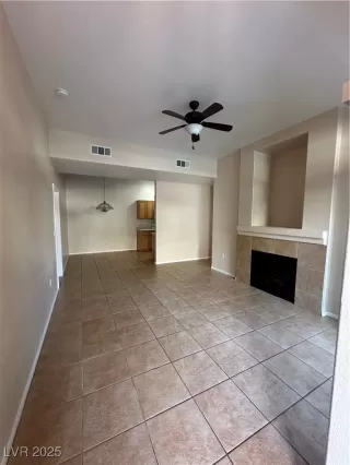 Photo #2: 2667755 Listing 