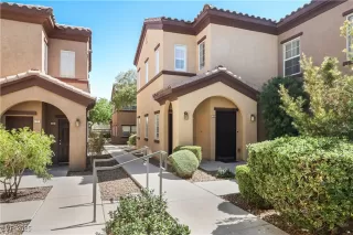 Photo #2: 2667775 Listing 