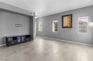 Photo #5: 2667775 Listing 