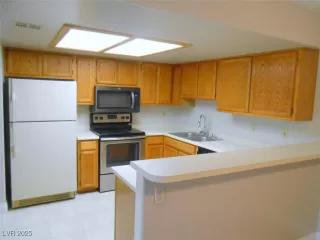 Photo #4: 2667799 Listing 