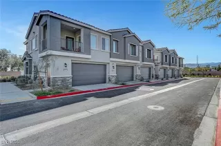 Photo #4: 2667814 Listing 