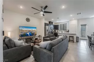 Photo #5: 2667839 Listing 