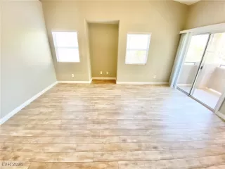 Photo #4: 2667861 Listing 