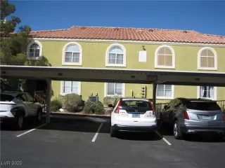 Photo #3: 2667922 Listing 