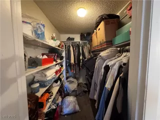 Photo #6: 2667927 Listing