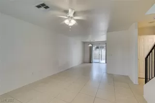 Photo #2: 2667940 Listing 