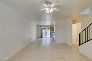 Photo #3: 2667940 Listing 