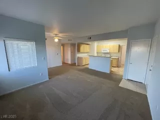 Photo #2: 2667954 Listing