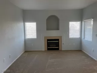 Photo #4: 2667954 Listing