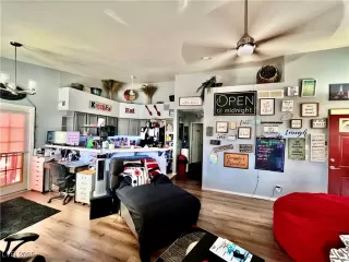 Photo #1: 2667980 Listing