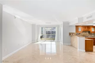 Photo #4: 2667992 Listing 