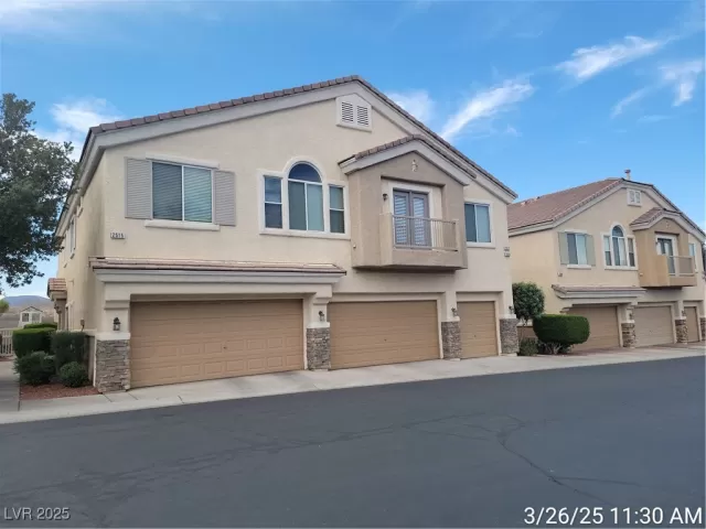 MLS: 2668027 Condo For Sale