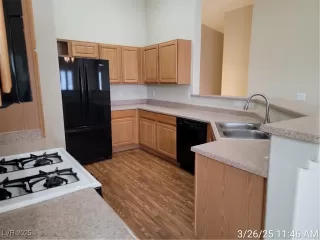 Photo #6: 2668027 Listing 