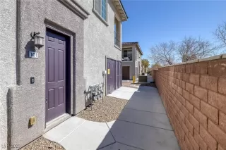 Photo #3: 2668054 Listing 