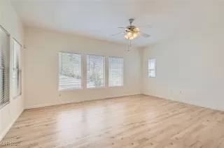 Photo #3: 2668106 Listing