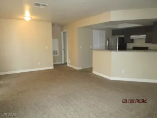 Photo #3: 2668107 Listing 