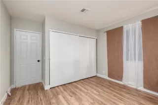 Photo #3: 2668117 Listing