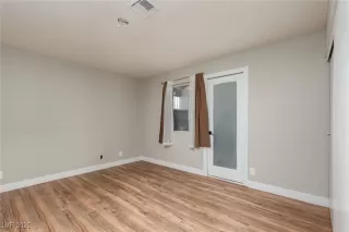 Photo #6: 2668117 Listing